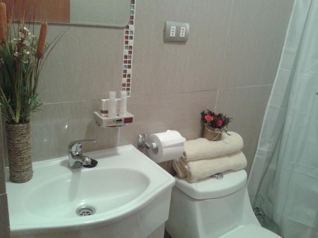 Hotel Ecomusic บัลปาราอีโซ ห้อง รูปภาพ
